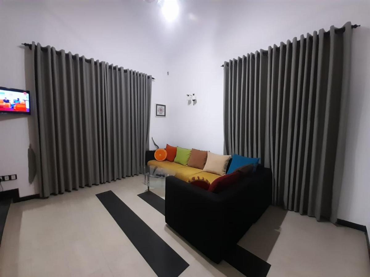 Sobaya Residence Ambalantota Exterior foto